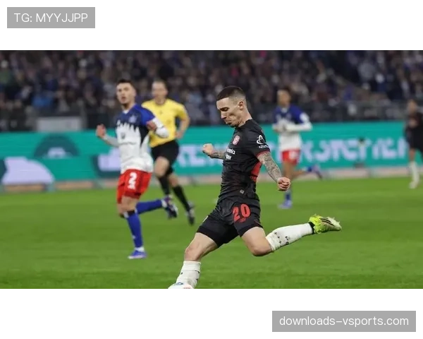 比赛速报:勒沃库森1-0小胜,制胜球源于中路分边后肋部传中 比赛速报:勒沃库森1-0小胜,制胜球源于中路分边后肋部传中